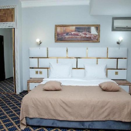 Bey Hotel Baky Esterno foto