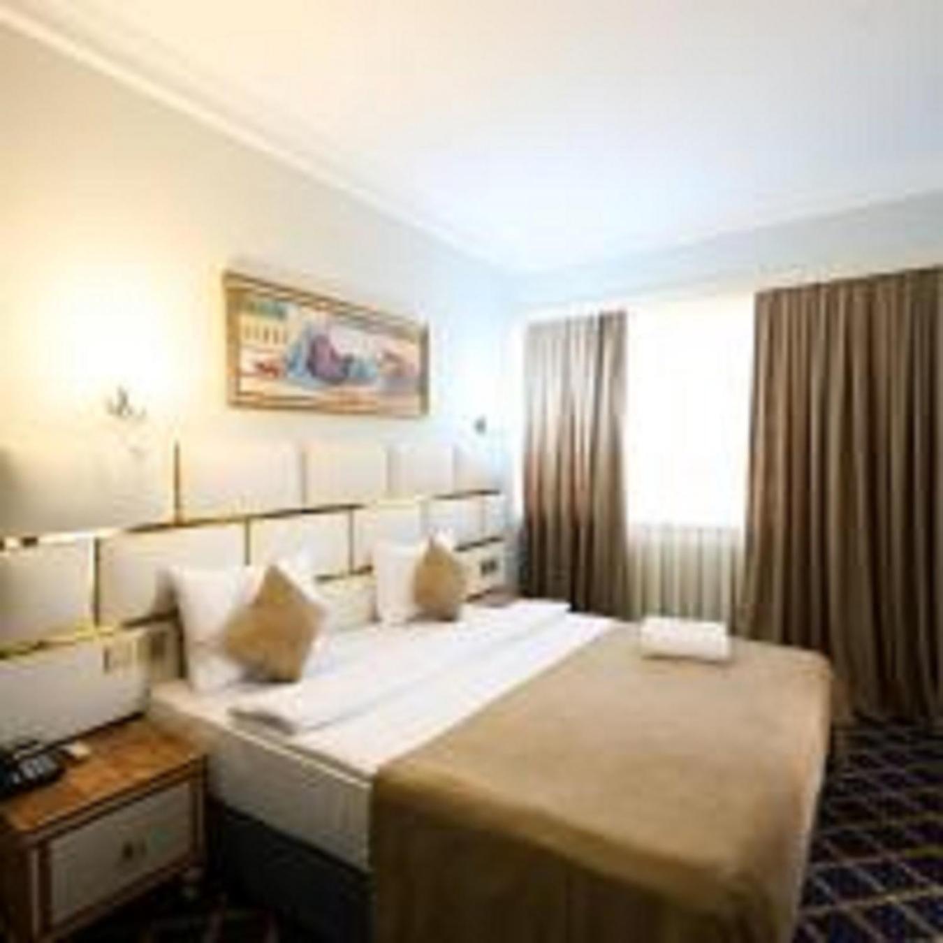 Bey Hotel Baky Esterno foto